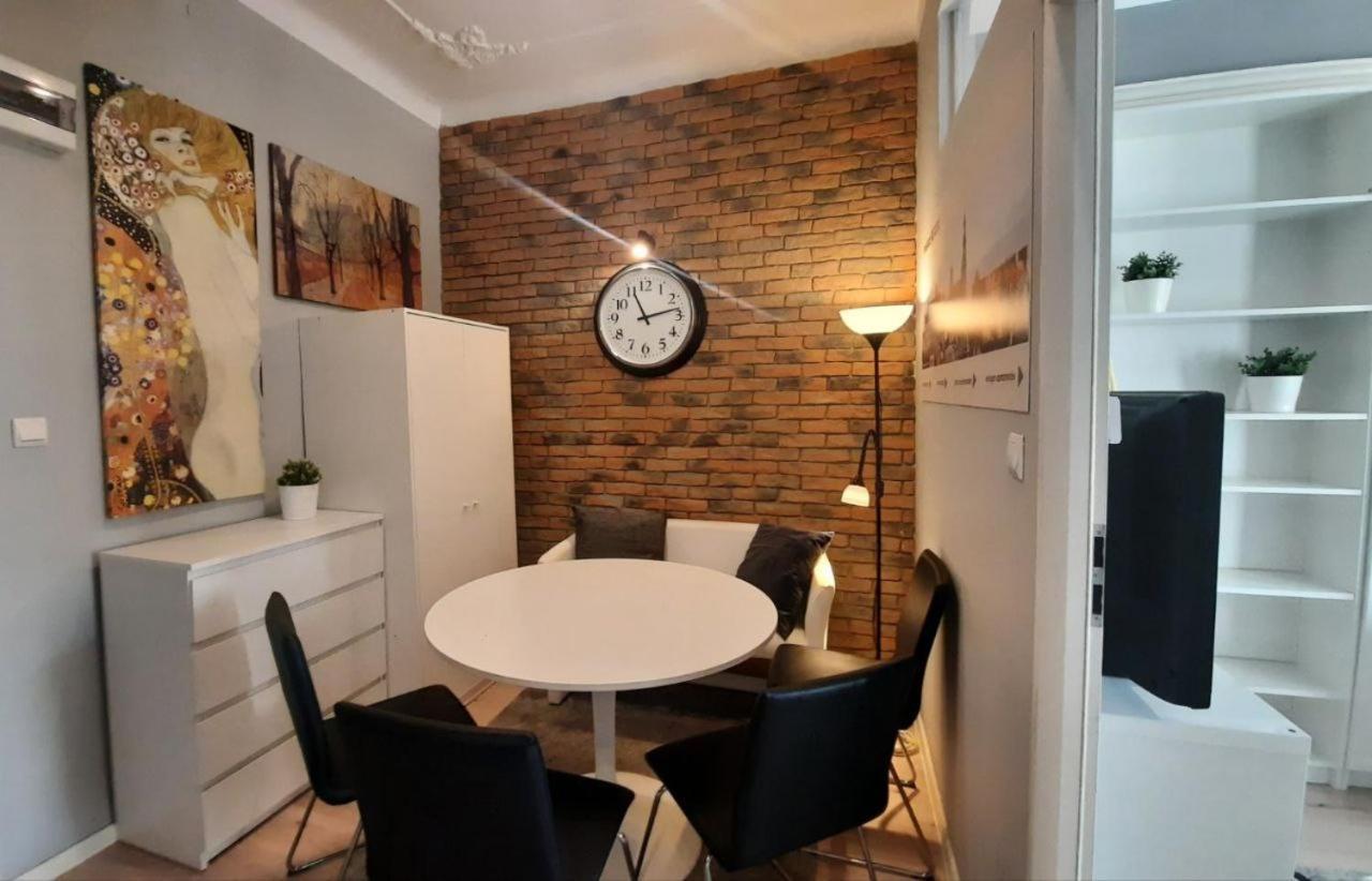 Urban Nest Apartments Szewska 21-5 Krakow Ngoại thất bức ảnh